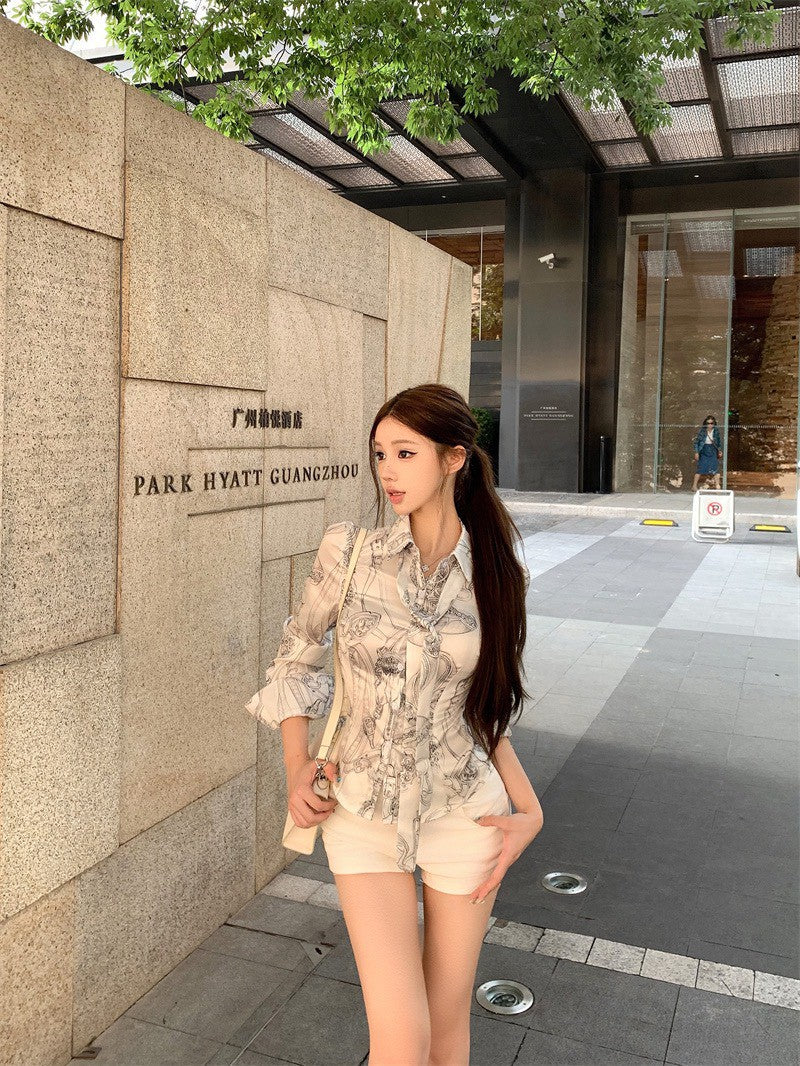 26Jan. 復古印花修身剪裁襯衫