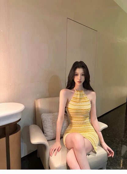 26Jul. C*lt Gaia性感挖背綁帶包臀裙 明媚黃
