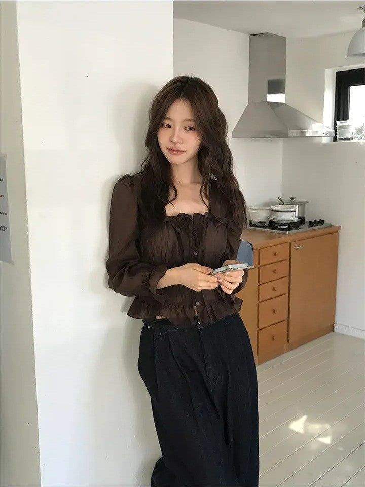 26May. 溫柔木耳邊泡泡繫帶襯衫 咖