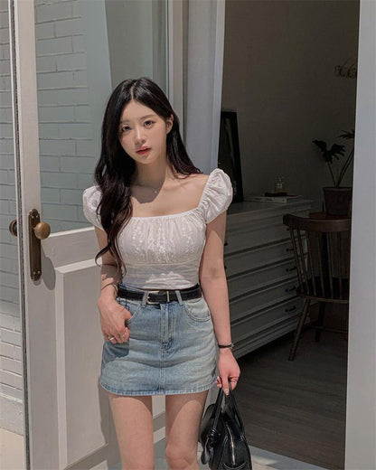 26May. 漫畫身材 方領泡泡袖收腰短上衣 白