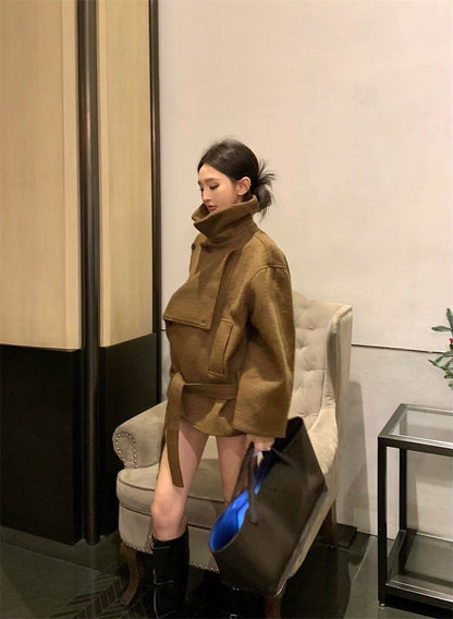 Feb. 時髦復古精 高級英倫剪裁厚磅立領外套