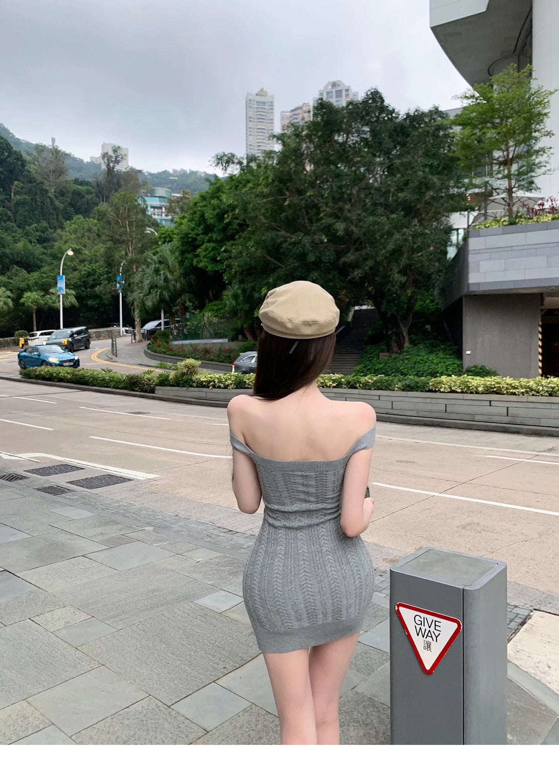 26Jun. 性感天鵝 多穿吊帶針織包臀裙 灰