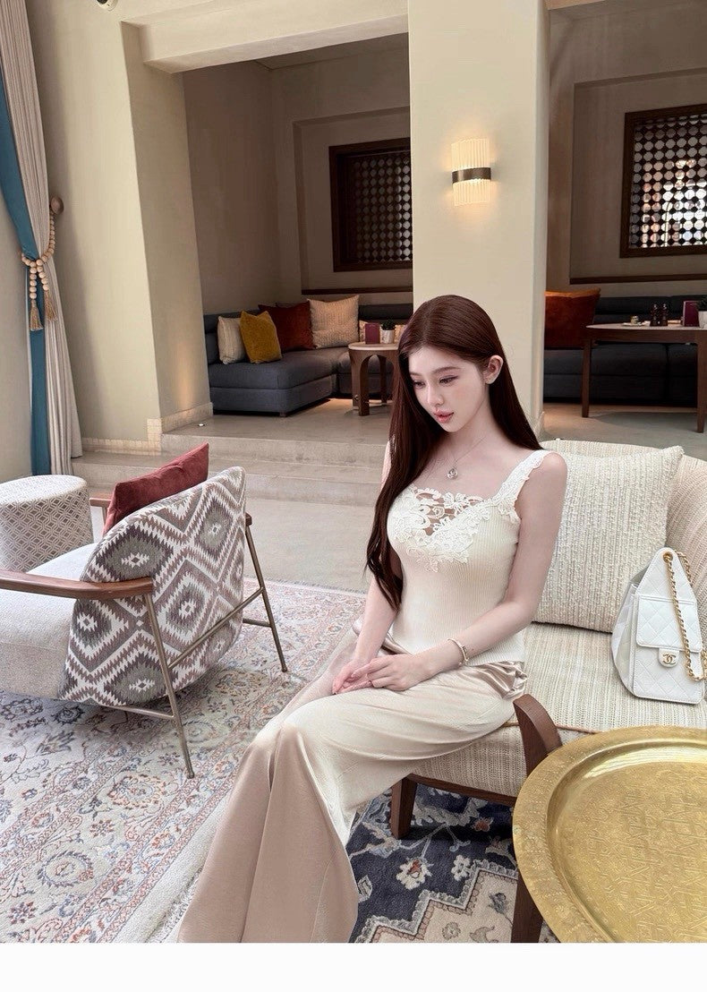 26Apr. 氣質仙女*柔美蕾絲拼接針織背心 白/黑