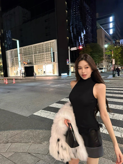 26Jan. Fend*申有娜同款花瓣擺針織背心 白/黑