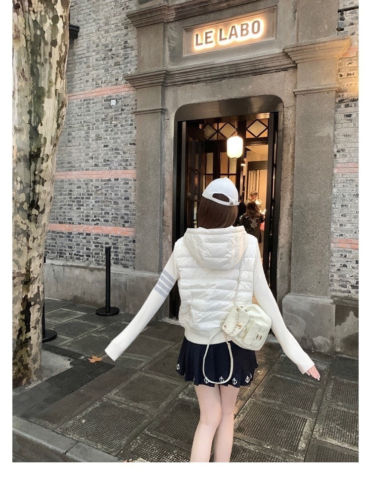 Dec. 擁抱暖冬 TB針織拼接90白鴨絨連帽外套 白