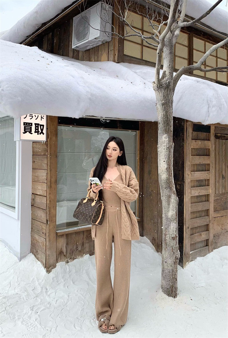 26Jan. 舒適老錢麻花慵懶針織開衫3件套 卡其