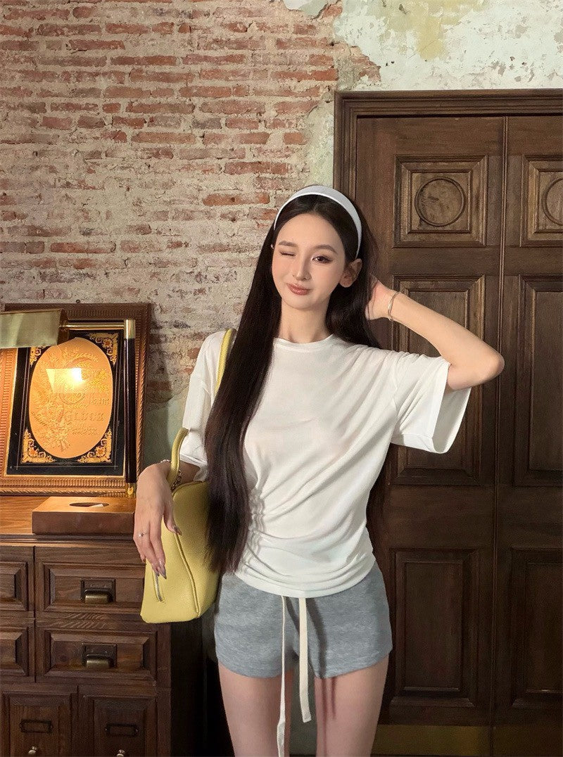 26Apr. 慵懶個性女!寬鬆五分袖上衣 抽繩灰色短褲