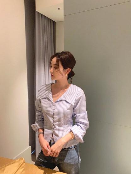 Oct. 復古chic 職場通勤百搭翻領水滴扣修身襯衫 藍