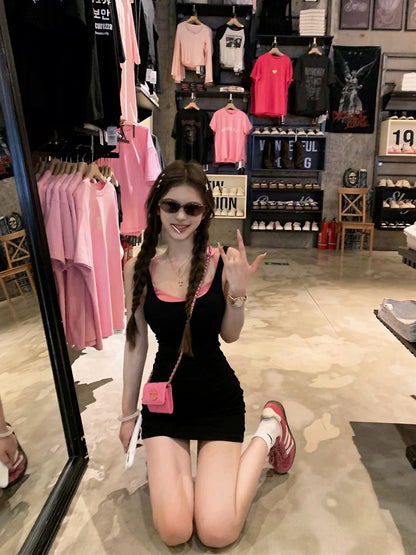 26May. 辣妹玩家 2件式疊穿背心裙 黑+粉