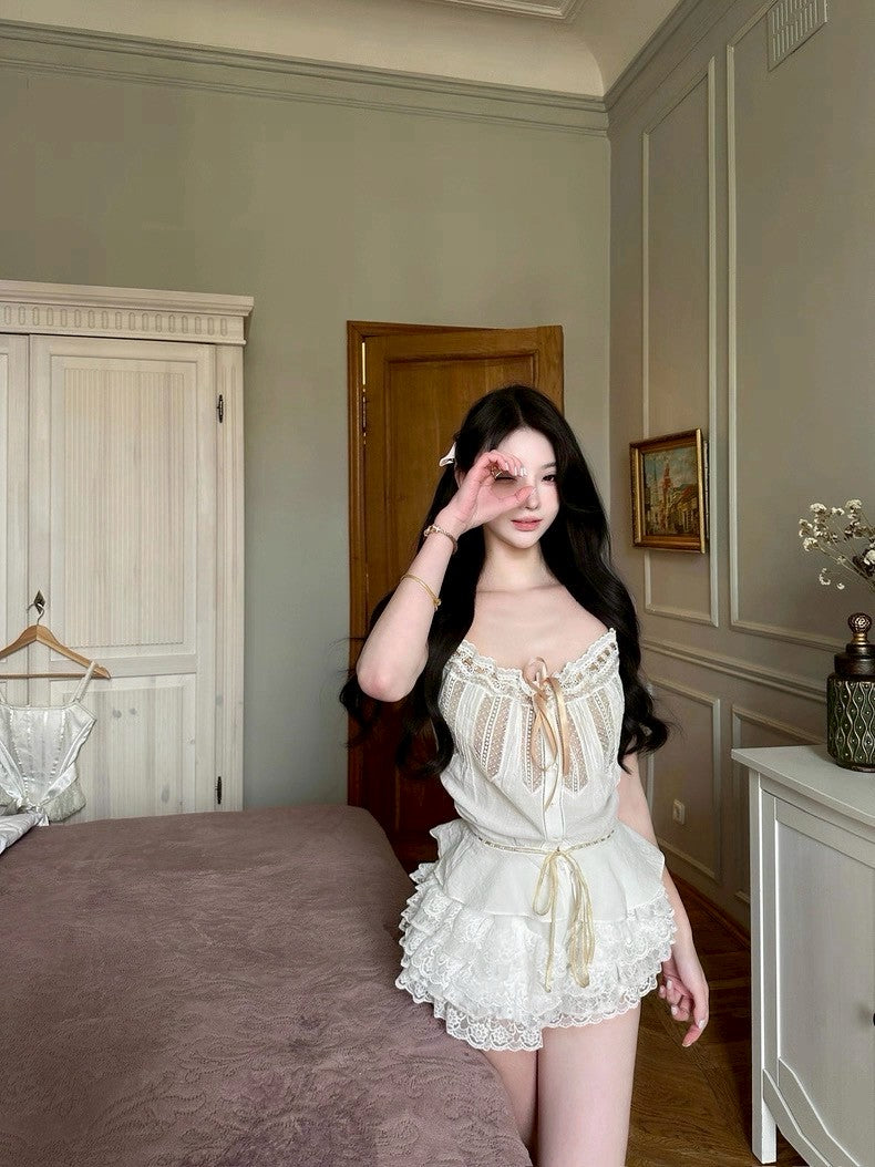 25Aug. 俏皮甜美蛋糕蕾絲短褲 白/黑