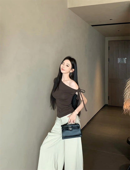 25Jul. 時髦蝴蝶結綁帶多穿式上衣 咖