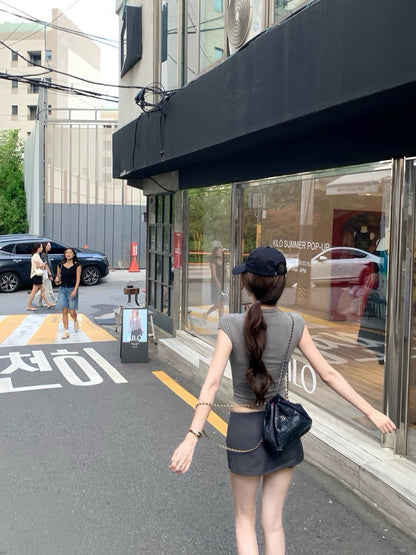 25Aug. 高智姐感穿搭 好版型修身背心款/T恤款 灰色