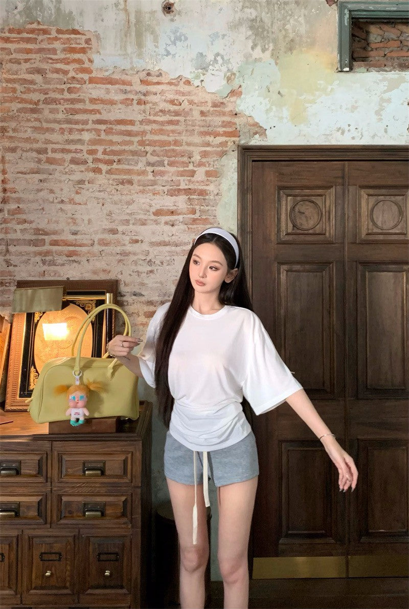 26Apr. 慵懶個性女!寬鬆五分袖上衣 抽繩灰色短褲