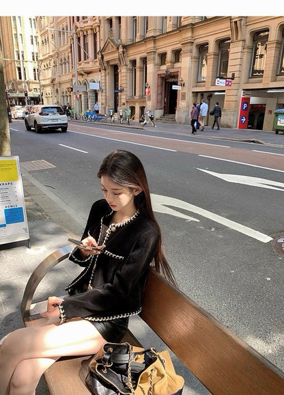 25Dec. Jennie start a war手工釘珠條絨小香外套 黑