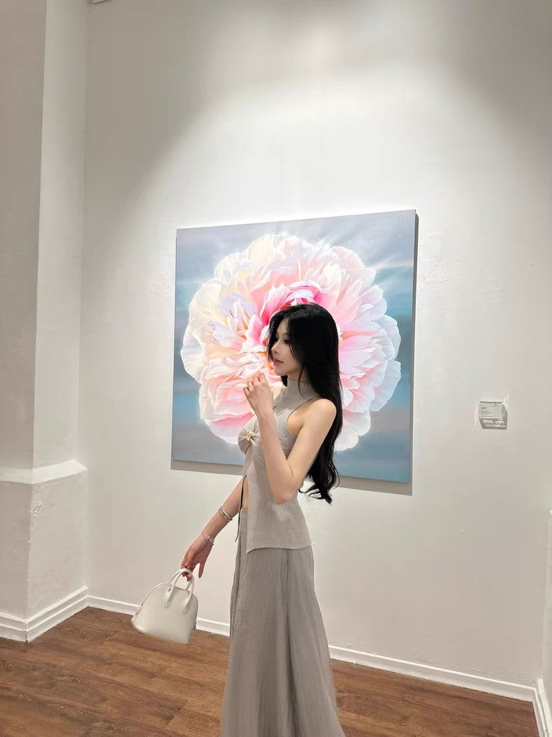 May. 千金即視感 貴氣高奢小巴扭結縷空針織背心 灰