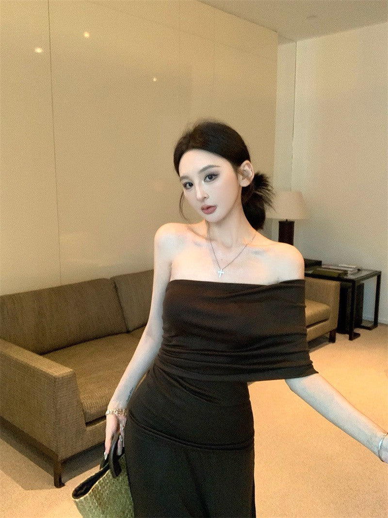 25Jul. 女主人物 露肩單袖半身裙慵懶套 咖