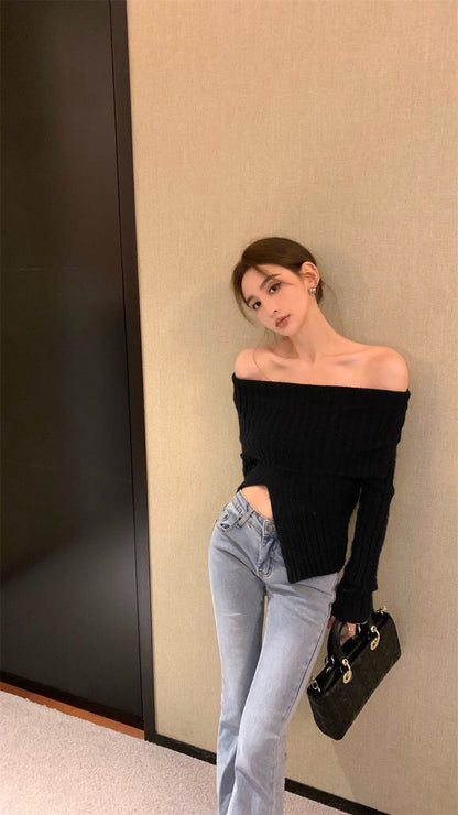 Feb. Candysofa 軟糯一字直坑紋開叉針織上衣  黑/白