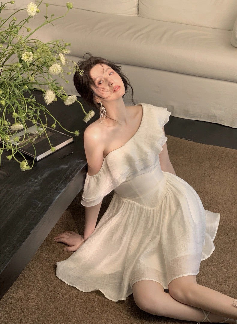 25Aug. 高光時刻法式斜領荷葉收腰連身裙 短款/長款