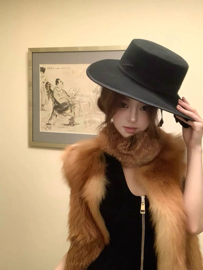 26Jan. 優雅lady溫柔酷颯兼具 舒適滿分金鍊針織背心/半身裙 黑