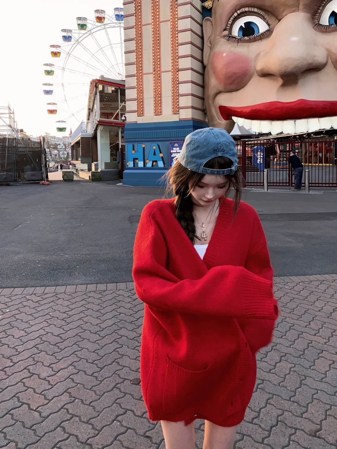 Mar. 日落海港 率性十字logo印花針織外套 紅/黑