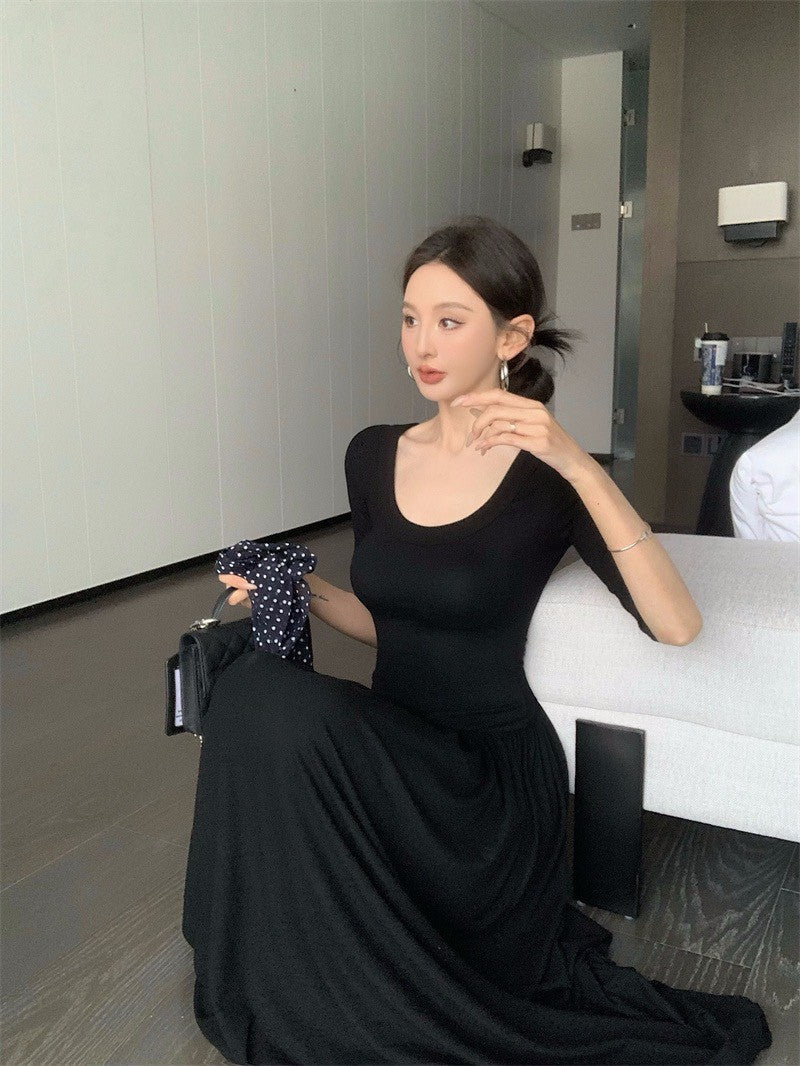 Jun.  簡約氣質赫本圓領針織拼接連身裙 黑