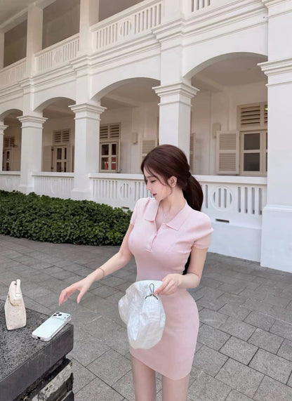 26Sep. 「員瑛少女粉」氣質polo領高彈針織包臀裙