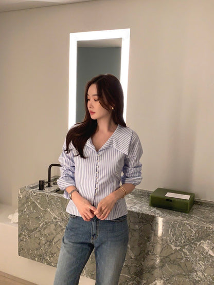 Oct. 復古chic 職場通勤百搭翻領水滴扣修身襯衫 藍