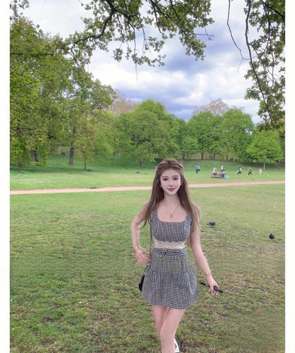 Jun. 復古畫報 格紋方領蕾絲收腰小洋裝