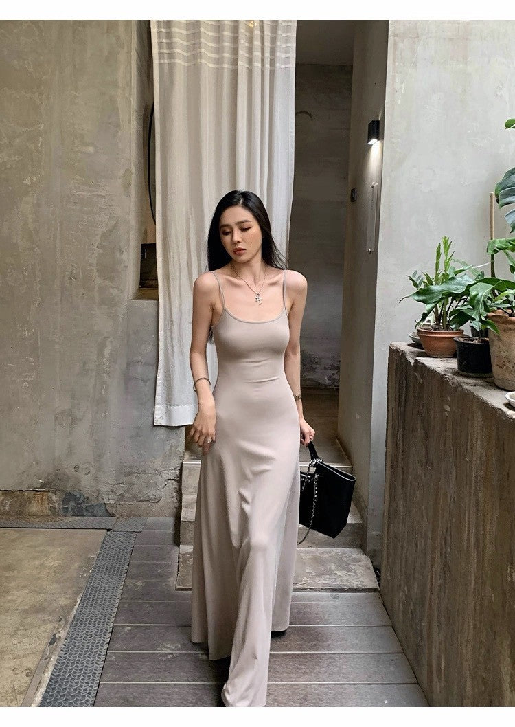 26Apr. 溫柔skims簡約歐美背心連身裙 杏