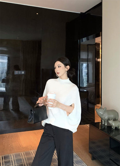 25Nov. 輕盈羊絨法式斗篷針織慵懶上衣 白