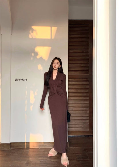 25Nov. 御姐裙特殊扭結設計正肩連衣裙套裝 咖/黑