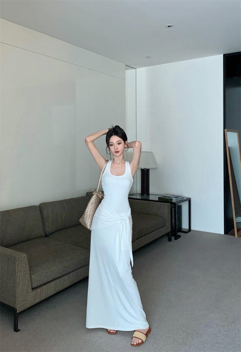 25Aug. 遮小腹瘦瘦工字背心裙（繫帶另附）白/黑