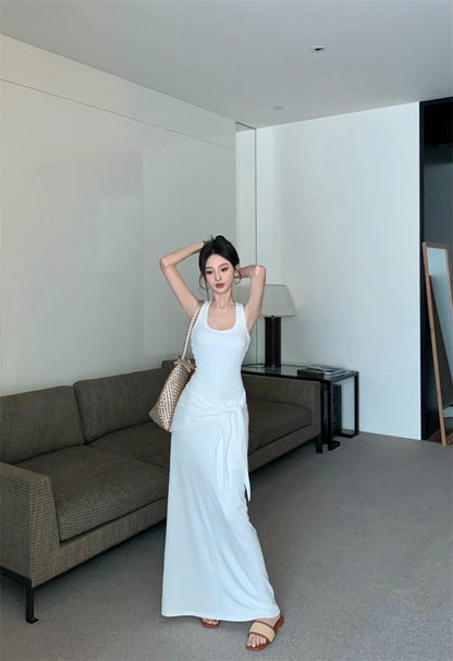 25Aug. 遮小腹瘦瘦工字背心裙（繫帶另附）白/黑