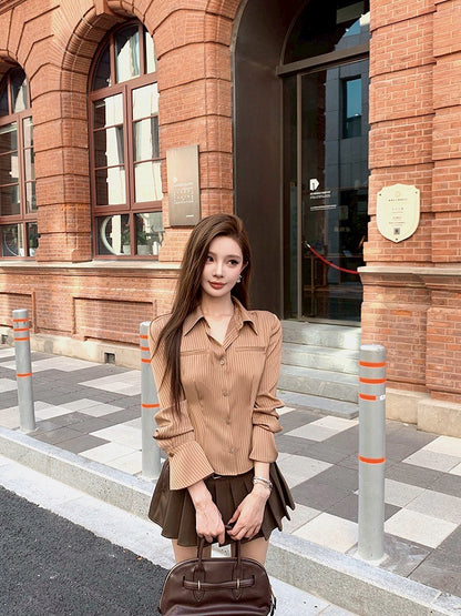 25Oct. 優雅高智姐姐 經典翻領襯衫半身裙套裝 焦糖咖套裝
