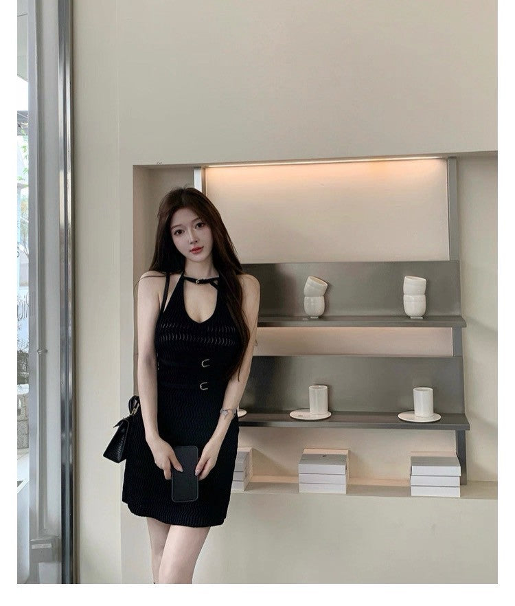 25Aug. 性感開掛 辣妹針織掛脖連身包臀裙 黑
