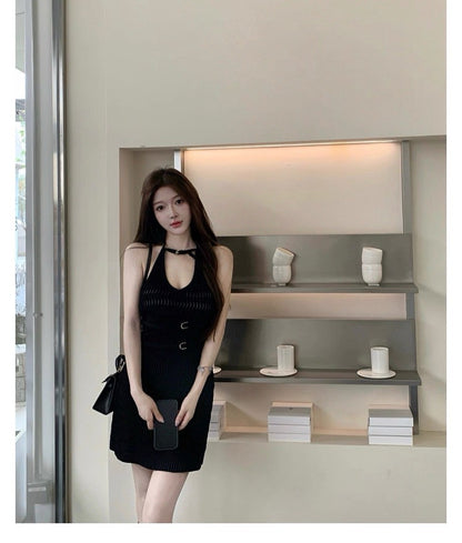 25Aug. 性感開掛 辣妹針織掛脖連身包臀裙 黑