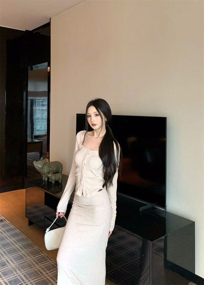 25Nov. 溫柔許妍氛圍休閒半身長裙套裝