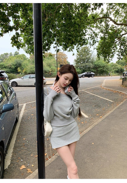 25Oct. 海德度假風 慵懶斜肩設計感半身裙套裝 灰