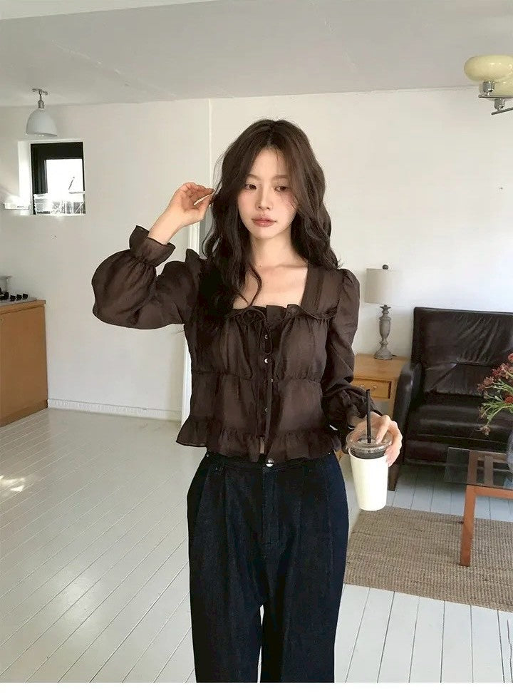 26May. 溫柔木耳邊泡泡繫帶襯衫 咖