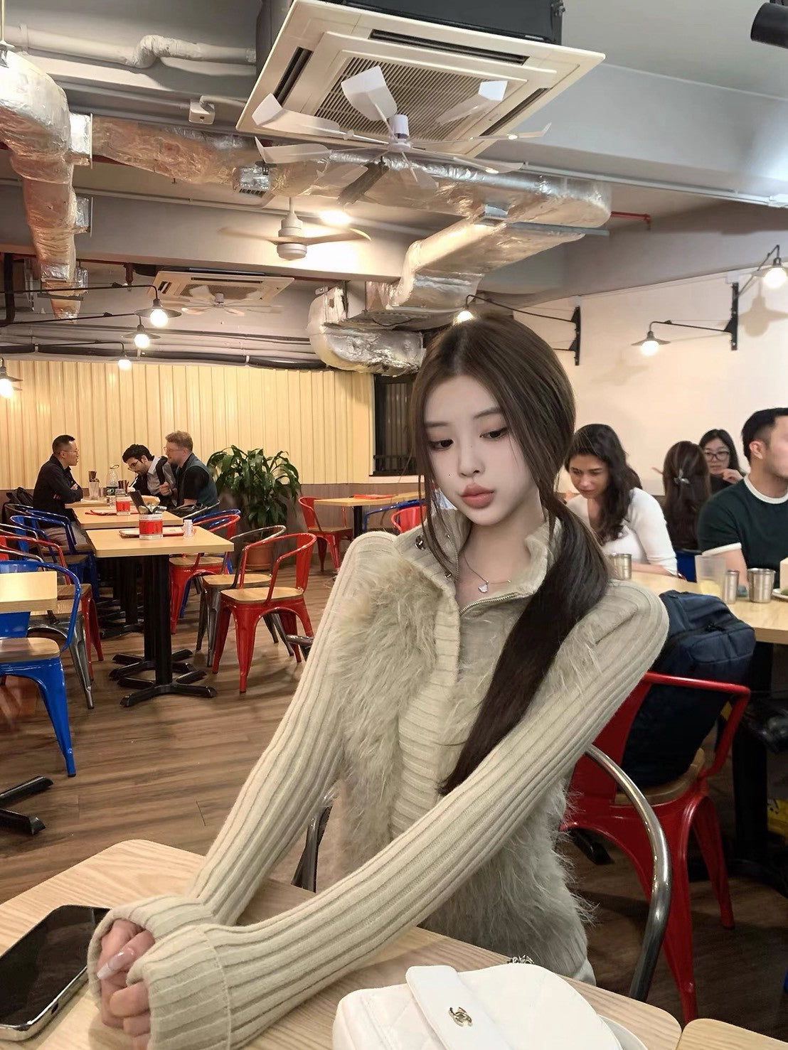 26Jan. 韓系閨女 貴氣毛毛拼接重工針織外套 灰/杏