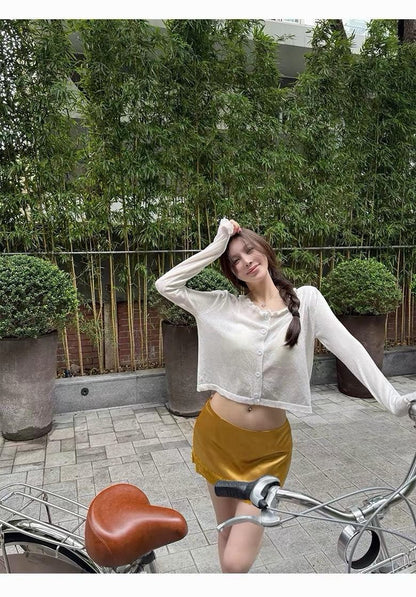 26Oct. 莉莉珍珠光氣質蕾絲緞面半身裙 白/金