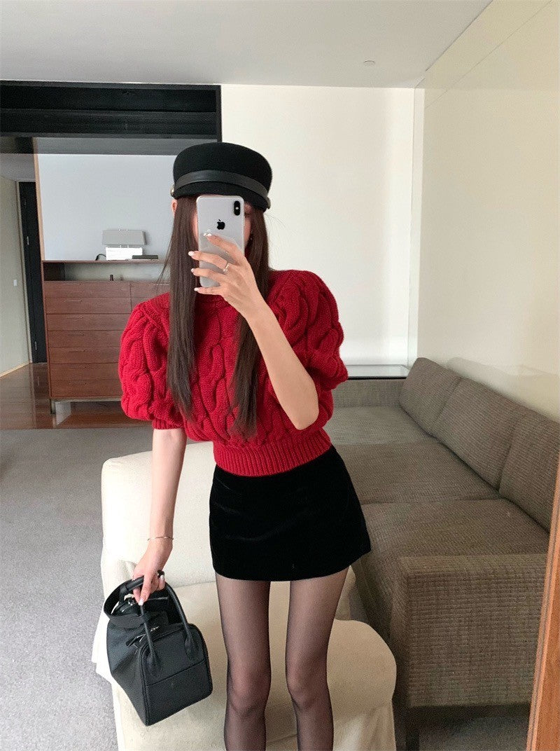 Feb. 俄羅斯娃娃 泡泡袖高領五分袖針織上衣 黑色A字裙