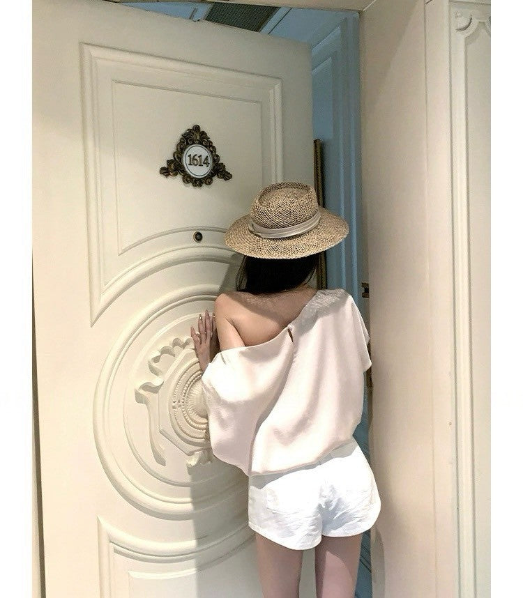 25Aug. 夏日清爽冰氧白色中腰短褲