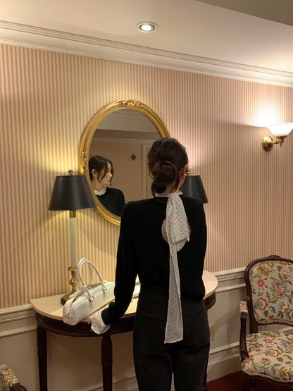 Aug. 後背縷空小心機 初秋針織長袖上衣 黑色