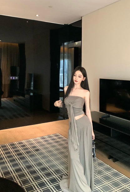 May. 獨樹一格 時髦簡約多穿法上衣半身裙套裝 卡其