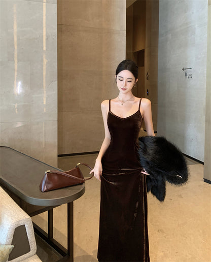 25Oct. 性感港女 V領性感細肩修身連身裙 咖