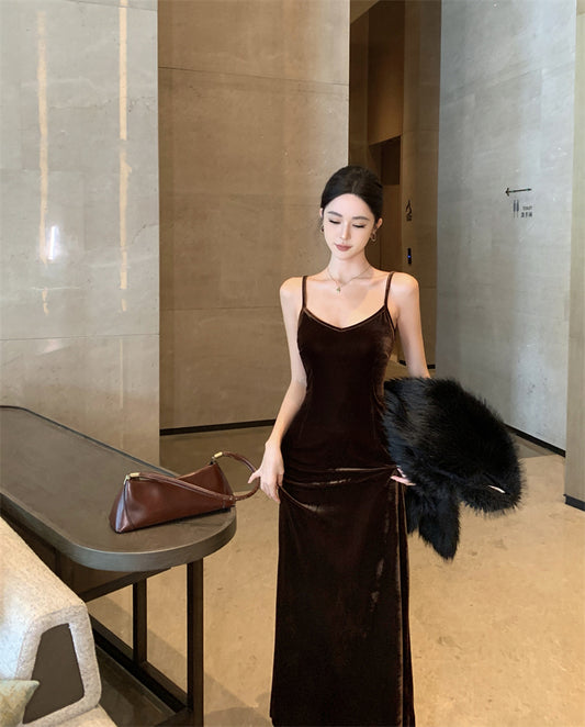 25Oct. 性感港女 V領性感細肩修身連身裙 咖