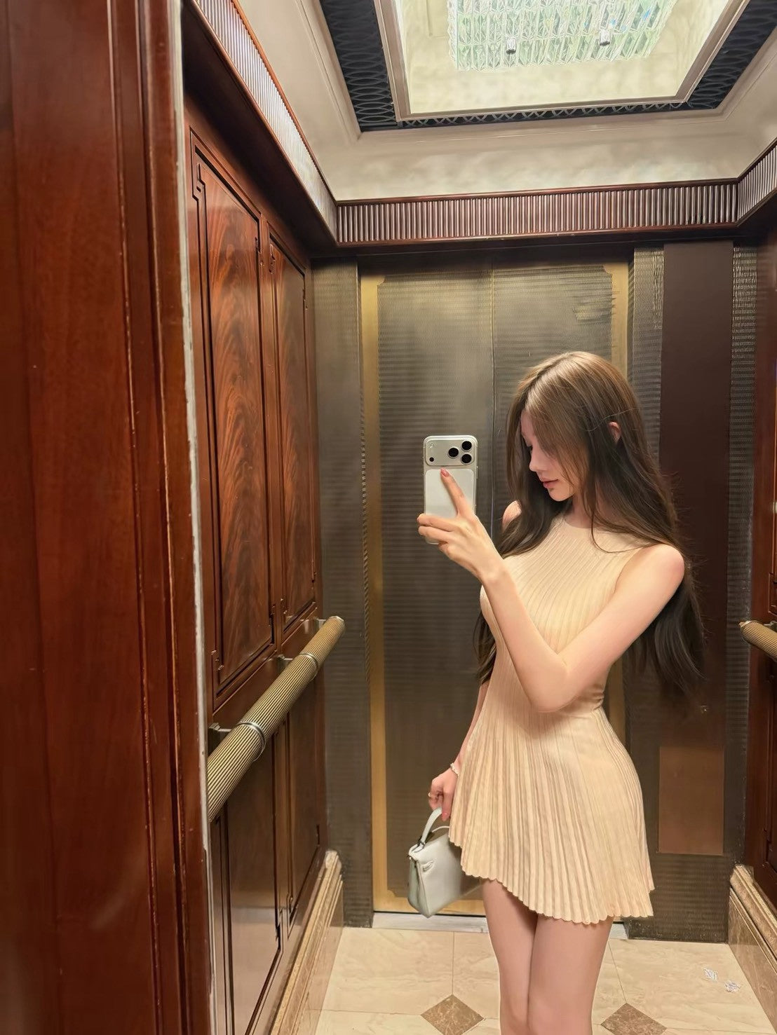 26Sep. 溫婉如玉 純慾收腰壓褶感針織裙 蜜桃粉
