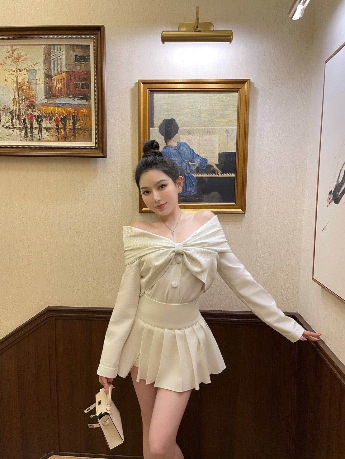 Mar. 絕美宴會 蝴蝶結一字領排扣兩穿上衣 杏