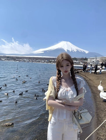 25Aug. 心動小白花微透視抽繩花上衣 白/黃